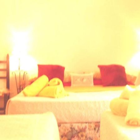 Italia Guesthouse Milis Bagian luar foto