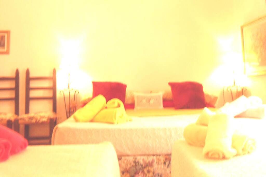 Italia Guesthouse Milis Bagian luar foto