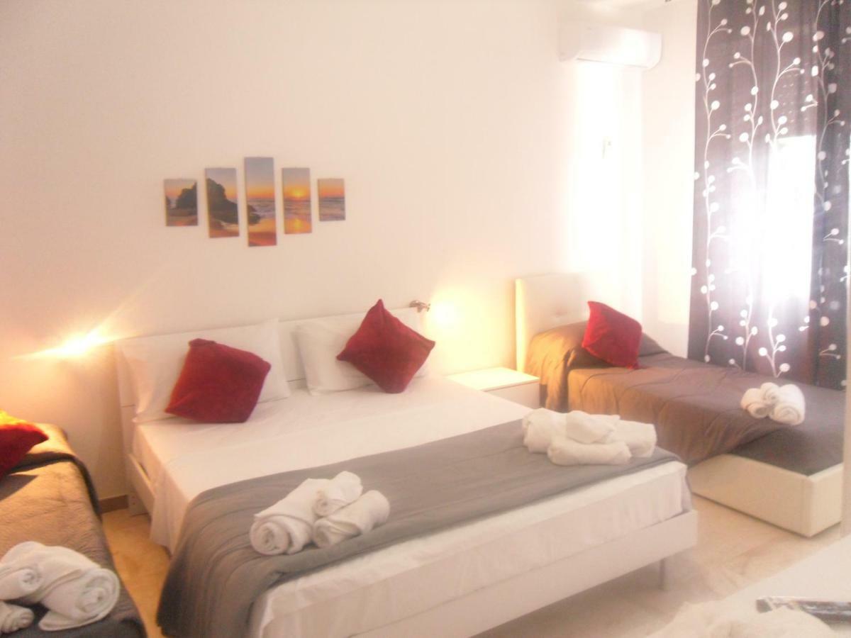 Italia Guesthouse Milis Bagian luar foto