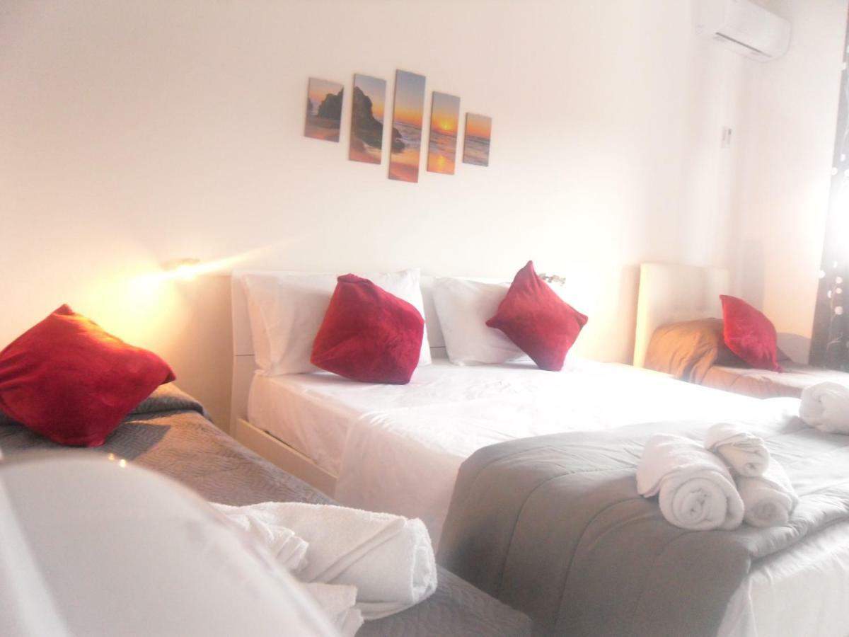 Italia Guesthouse Milis Bagian luar foto